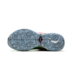 Nike LeBron 20 - Style Futuriste