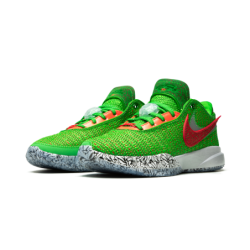 Nike LeBron 20 - Style Futuriste