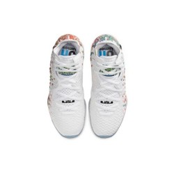 Nike LeBron 17 - Soutien Anatomique Personnalisé